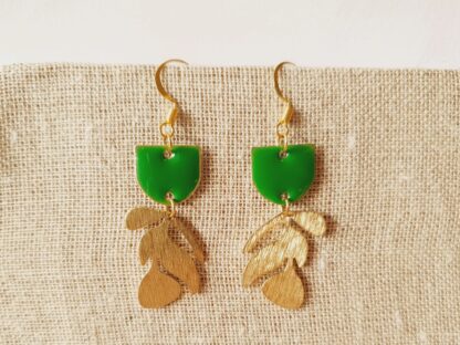 Fifty shades of Earrings - Green Leaf